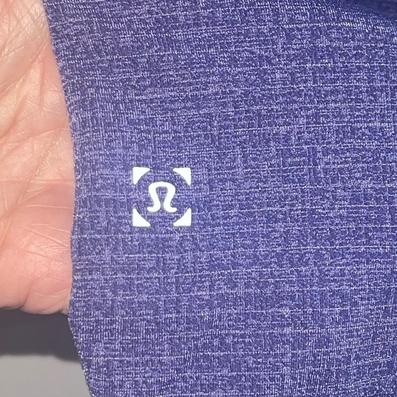 Lululemon Conflux Short Sleeve Graphite Purple 2019 M3BHPS $68 Material Tencel M - Picture 6 of 7